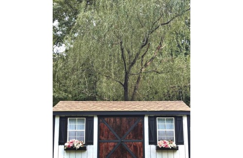 Salem Cabaña | Willow Tree Cottage