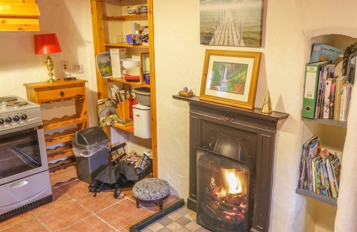 Ards Cabaña | WILLOWBROOK COTTAGE, family friendly in Askill, County Leitrim