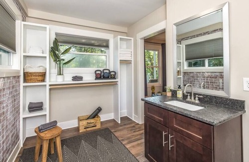 Princess Place Casa | Wilmington Home | Airport | Wrightsville -3 bed, Your Industrial Wilmington Home