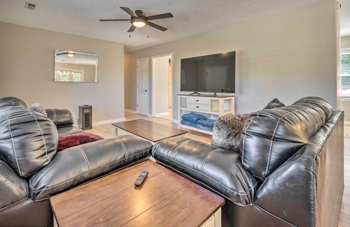 Silver Lake Casa | Wilmington Home Close to Beach + Boardwalk!