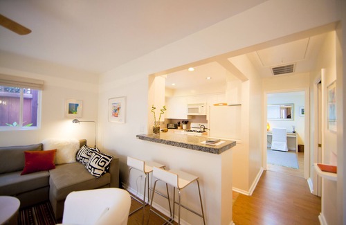 Beach Barber Tract Cabaña | Windansea Lovely Beach Place