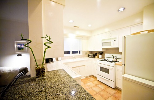 Beach Barber Tract Cabaña | Windansea Lovely Beach Place