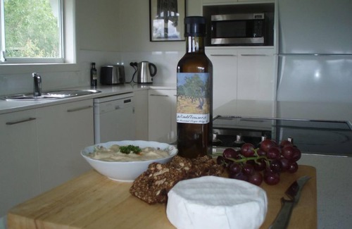 Lower Wattle Grove Casa | Windflowers Cottage B & B