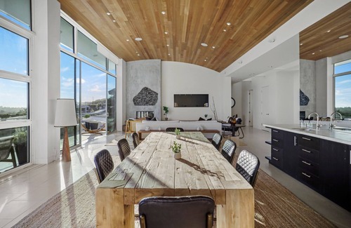 Central Malibu Villa | Winding Way