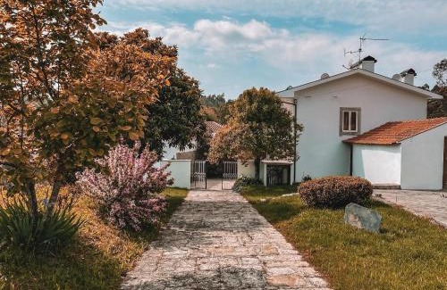 Santa Maria da Feira Casa | Windmill House