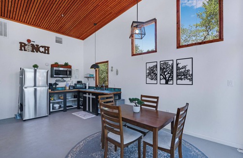 Wimberley Cabina | Windmill Ranch- Arbor Casita #3 I Hot tub, pond