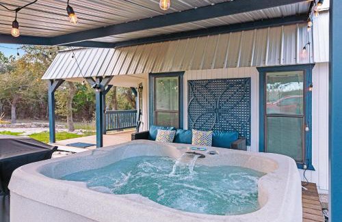 Wimberley Casa | Windmill Ranch- Stardust Cottage