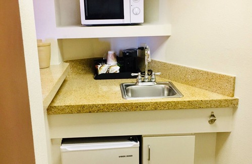 Surprise Original Townsite Hotel | Windmill Suites Surprise - Phoenix, Ascend Hotel Collection