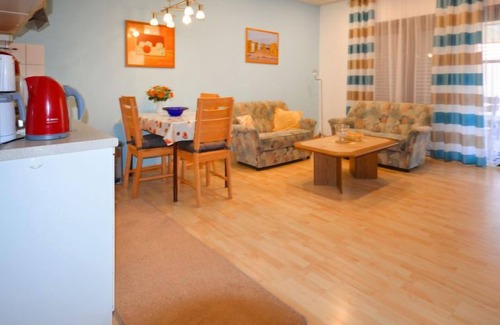 Nordseebad Burhave Apartamento | Windrose by Interhome