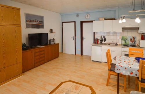 Nordseebad Burhave Apartamento | Windrose by Interhome