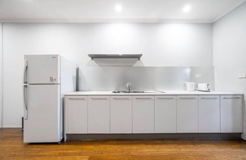 Windsor Casa | Windsor Nightlife Retreat