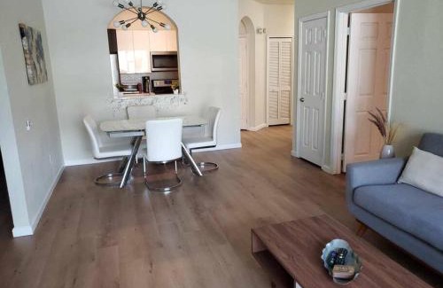Windsor Palms Apartamento | Windsor Palms, next to clubhouse