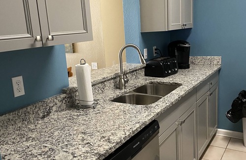 Windsor Palms Condominio | Condominio 3br / 2ba bellamente decorado en Windsor Palms