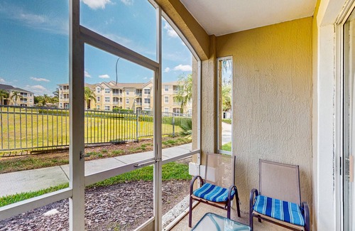Windsor Palms Casa | Windsor Palms townhome with WiFi, AC, screened patio, pool, hot tub, & tennis