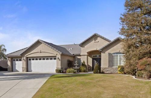 Greenacres Casa | Windward Bay Executive 3BR Office Home Pool