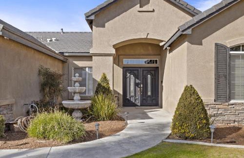 Greenacres Casa | Windward Bay Executive 3BR Office Home Pool