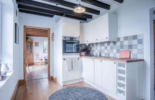 Crynant Casa | Windy Walls - 3 Bedroom Holiday Home - Rhossili