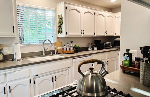 San Luis Obispo Cabaña | Wine Country Cottage SLO close to Downtown + Beaches!