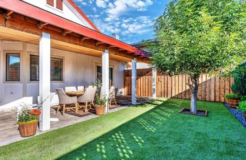 Santa Rosa Casa | Wine Country King Bed BBQ Stocked