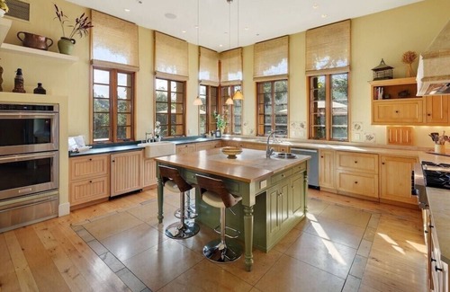Santa Rosa Villa | Wine Country Villa and Vineyard with Pool & Hot Tub.