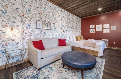 Prescott Hotel | Romantic Riverfront Escape in Prescott