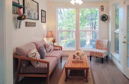Sutter Creek Casa | Wine Lovers Garden Oasis in Sutter Creek!