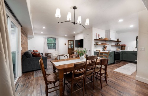 Johnson City Casa | Wine Trail Retreat w/ Fire Pit, Grill, Plunge, Walk to Downtown!