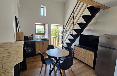 Prompsat Casa | Winegrower's house, private courtyard, 4 people/2 beds