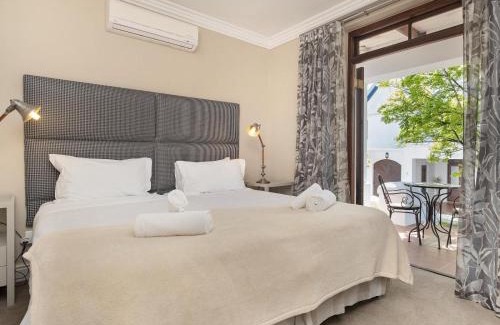 Stellenbosch Cabina | Winelands Golf Lodges 13