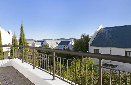 Stellenbosch Cabina | Winelands Golf Lodges 22
