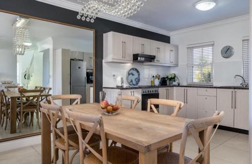 Stellenbosch Cabina | Winelands Golf Lodges 27