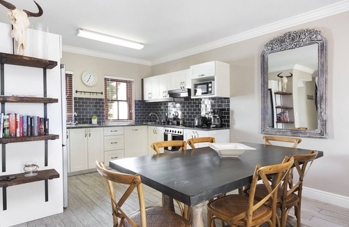 Stellenbosch Villa | Winelands Golf Lodges 17
