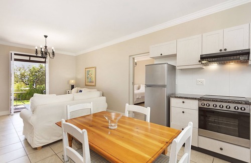 Stellenbosch Villa | Winelands Golf Lodges 19