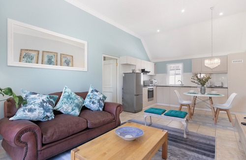 Stellenbosch Villa | Winelands Golf Lodges 40
