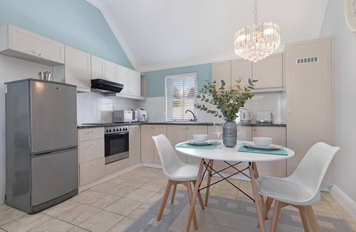 Stellenbosch Villa | Winelands Golf Lodges 40