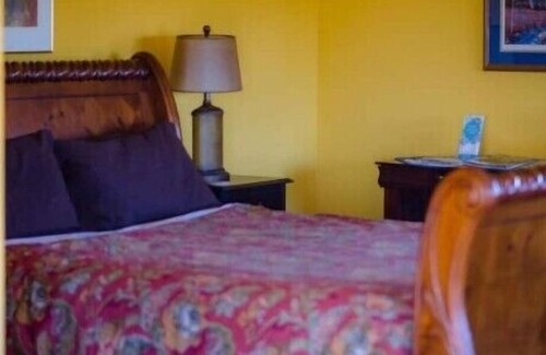 Reedley Apartamento | Winemaker's Suite - Sequoia View B&B