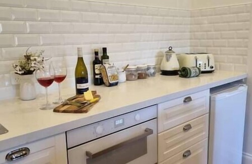 Red Hill Otro | Winemakers Cottage, Winemakers Cottage - vineyard views