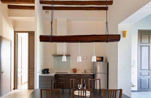 La Torre de Claramunt Apartamento | Apartamento Bodega para dos con terraza privada