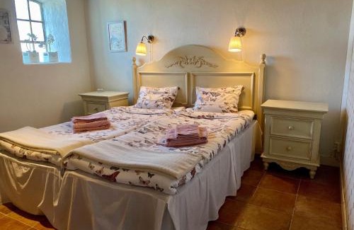 Loderup Casa | Wingårdhs B&B Österlen