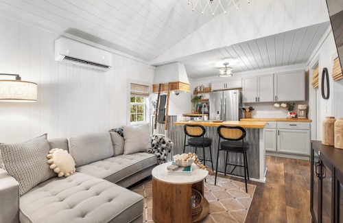 Point Washington Cabaña | "Wing & A Prayer" Fab New Tiny Home w/ Firepit - Boat Launch & Dock Nearby