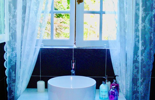 Grandcourt Otro | Wing of Normandy Chateau with heated pool close to sea