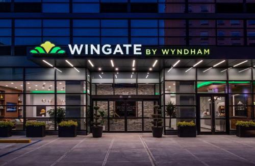 Queens Hotel | Wingate by Wyndham Long Island City