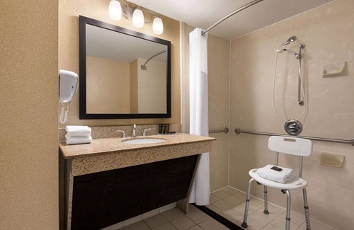 Wilmington Hotel | Wingate by Wyndham - Wilmington