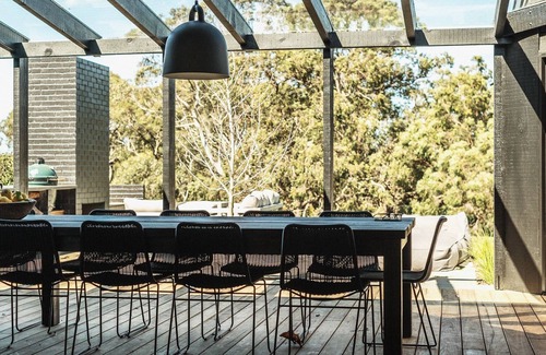 Red Hill South Casa | Winifred - Heart of the wine region.