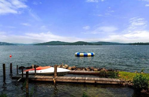 Laconia Casa | Winnipesaukee Lakefront w/Dock