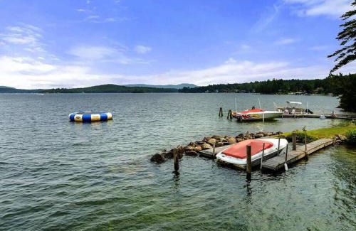 Laconia Casa | Winnipesaukee Lakefront w/Dock