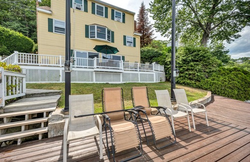 Meredith Casa | Winnipesaukee Waterfront On Meredith Bay with U Shaped Dock Sleeps 10