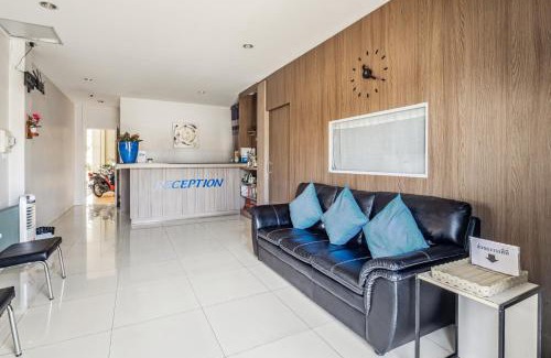 Ban Bo Han Apartamento | Winrisa Place