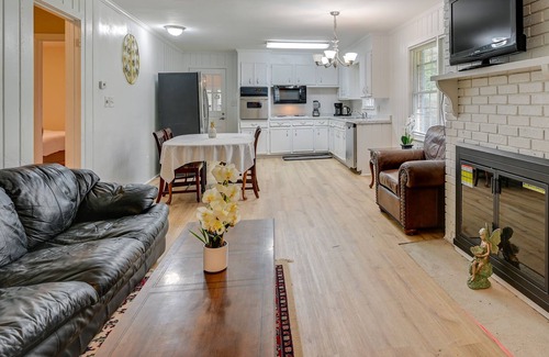Winston - Salem Casa | Winston-Salem Home Near Wake Forest University!