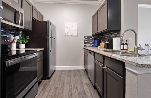 Riverpark West Apartamento | Winter Cozy Stay: Family & Corporate Friendly